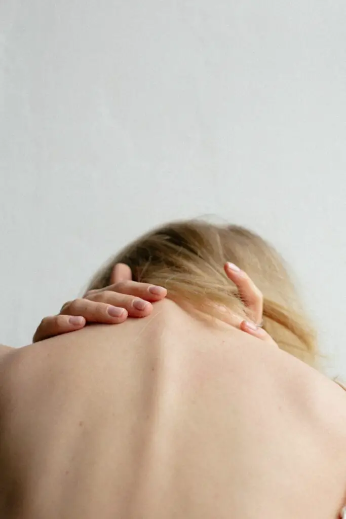 upper spine pain