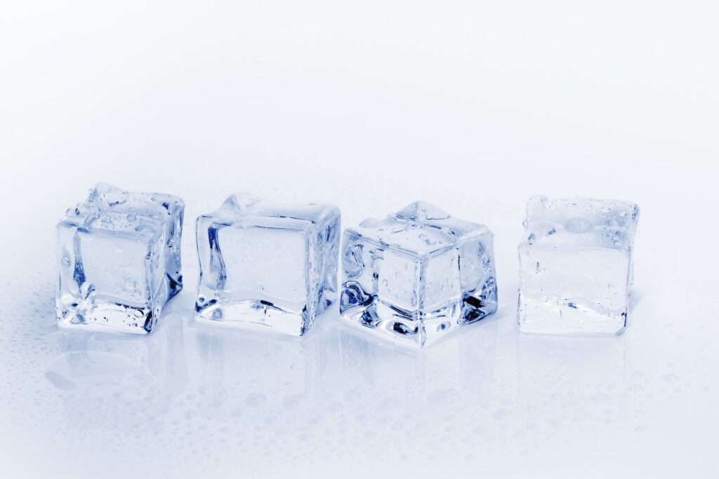 ice cube (frozen)